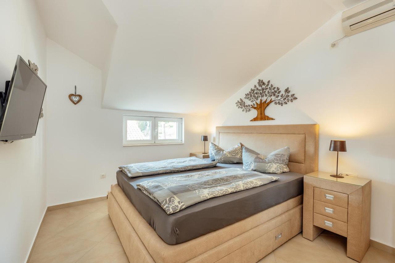 Apartment Penthouse Savina Herceg Novi Exterior photo