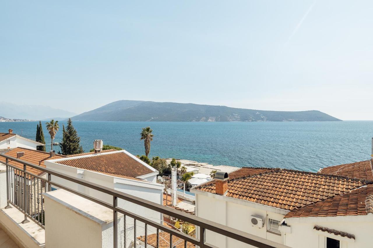 Apartment Penthouse Savina Herceg Novi Exterior photo