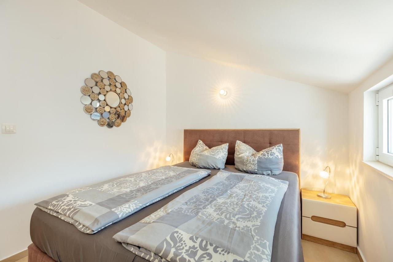 Apartment Penthouse Savina Herceg Novi Exterior photo
